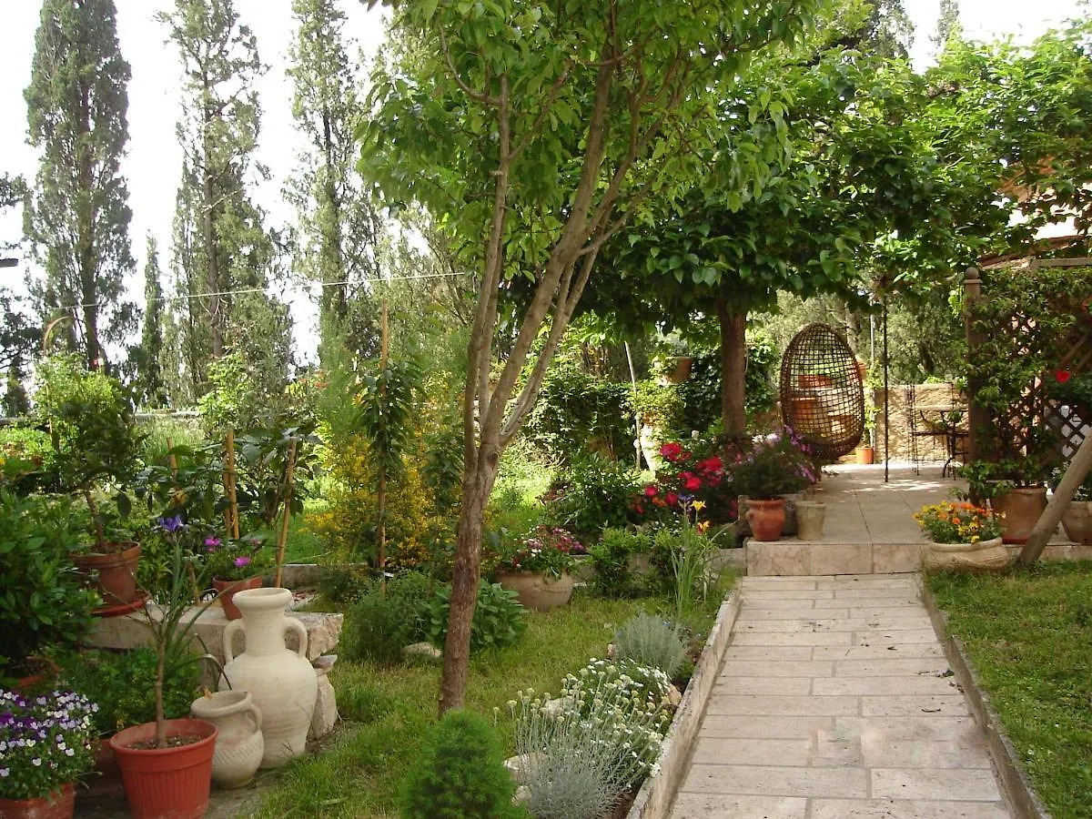 Guest house Il Giardino Del Borgo Hotel Serre Di Rapolano Italy
